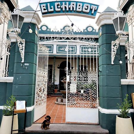 El Chabot Fan Hostel Salta Bagian luar foto