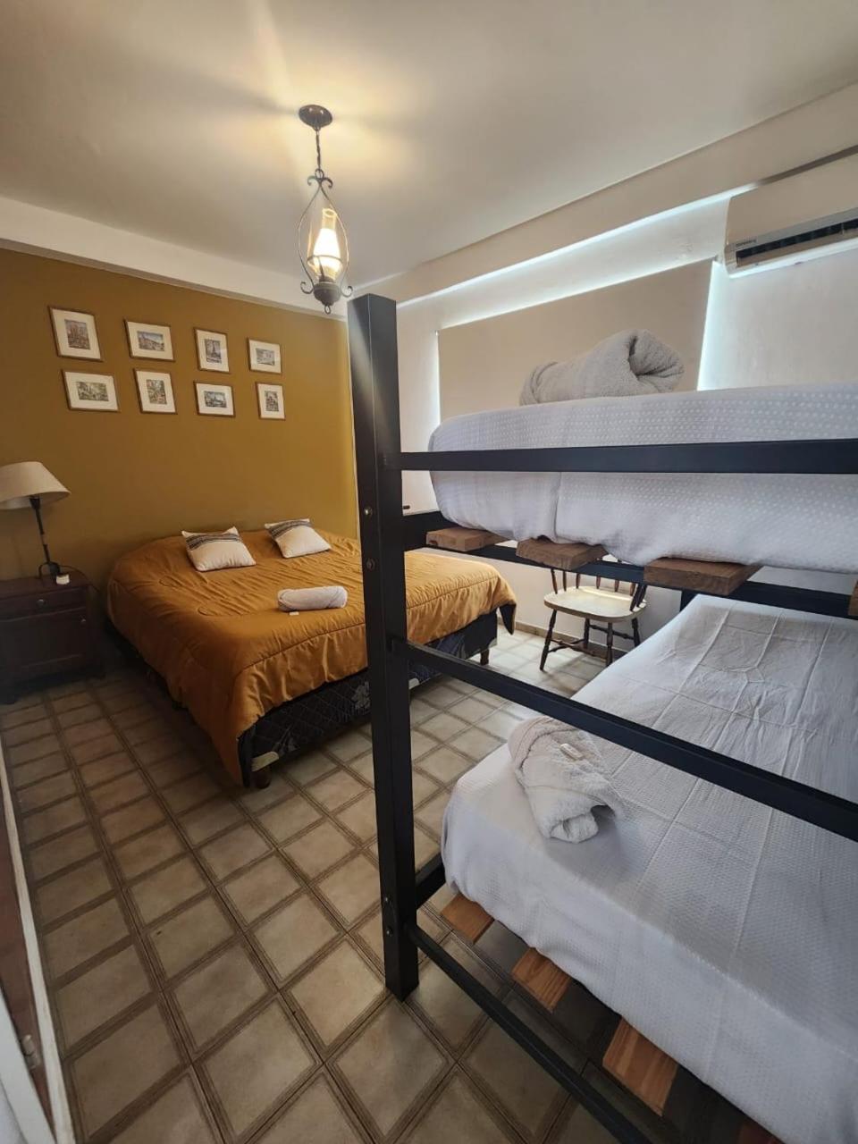 El Chabot Fan Hostel Salta Bagian luar foto